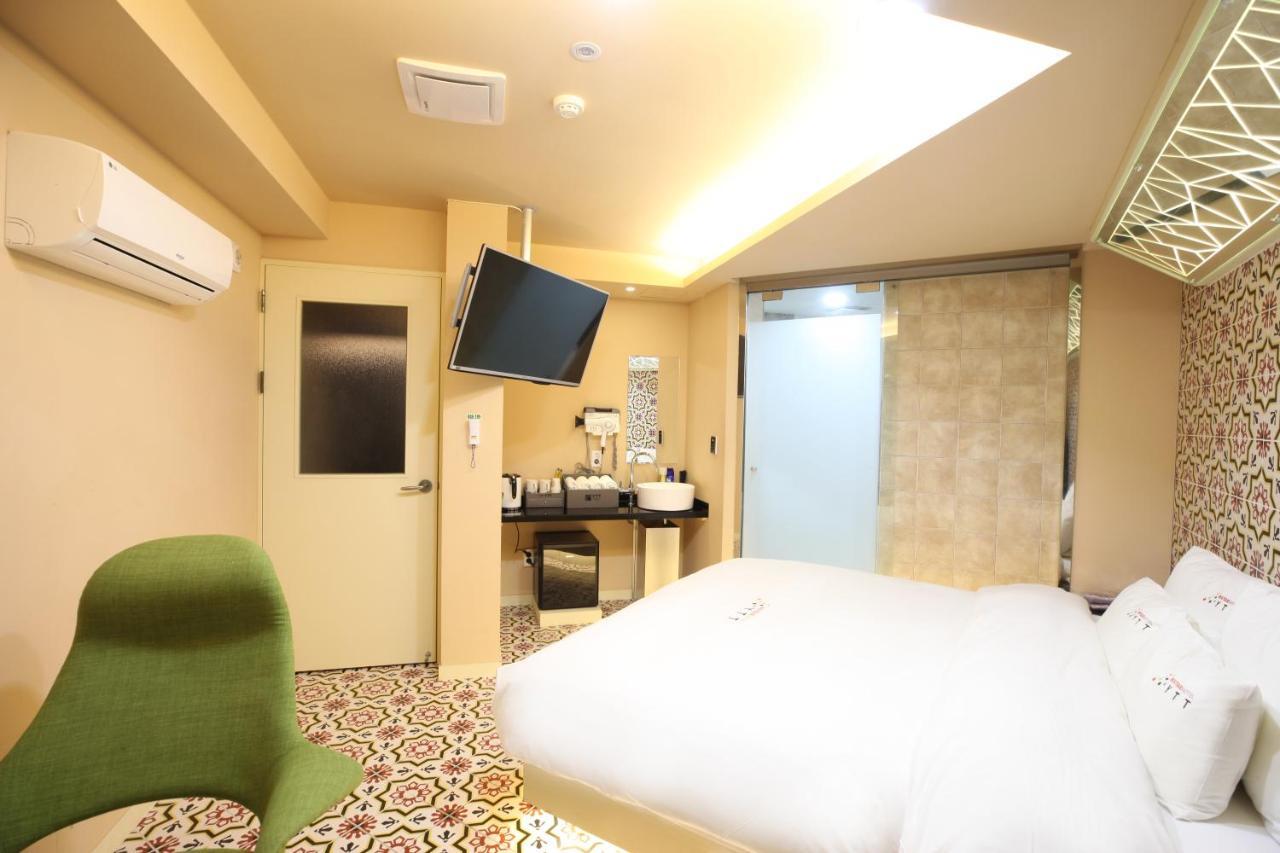 Ytt Hotel Nampo 3* Busan