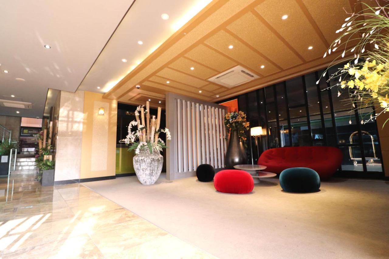 Airport Hotel 3*