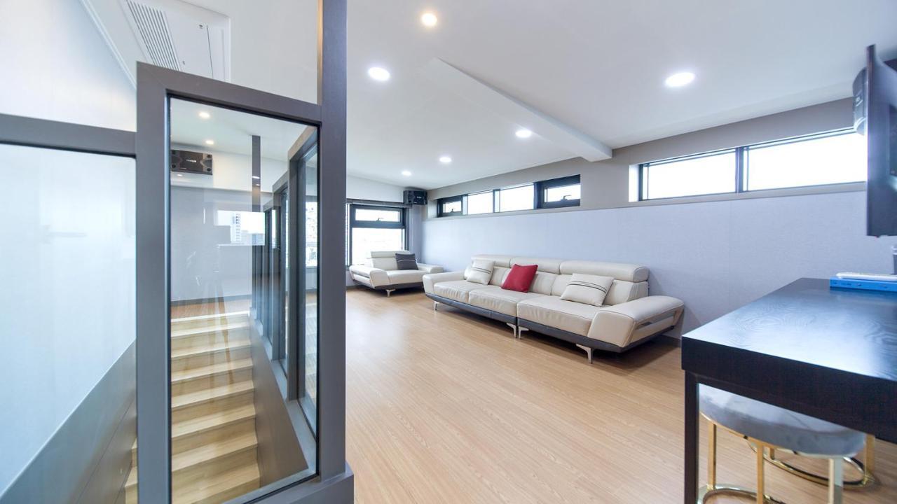 Gnb Khách sạn 4*