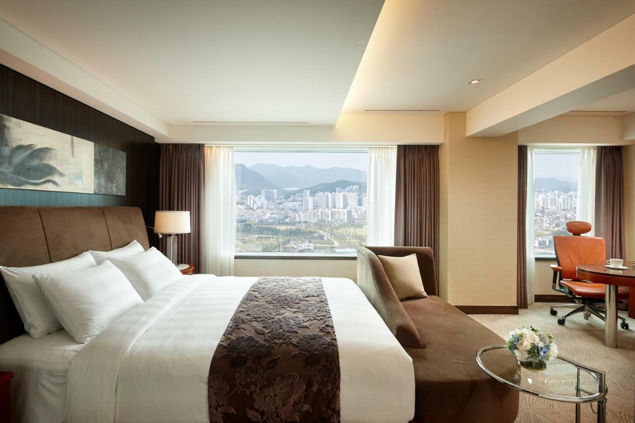 Lotte Hotel