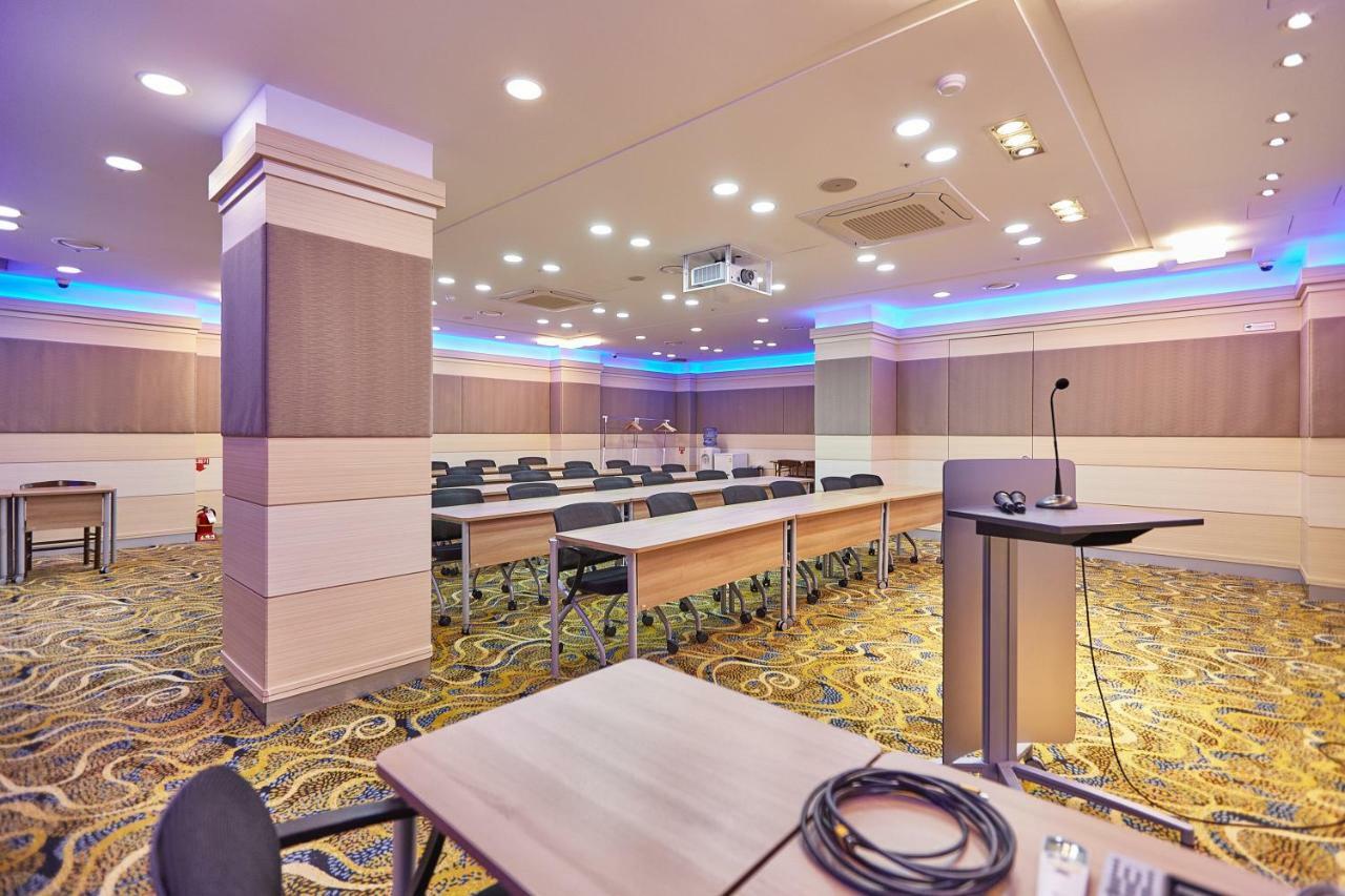 Hotel Towerhill 3*