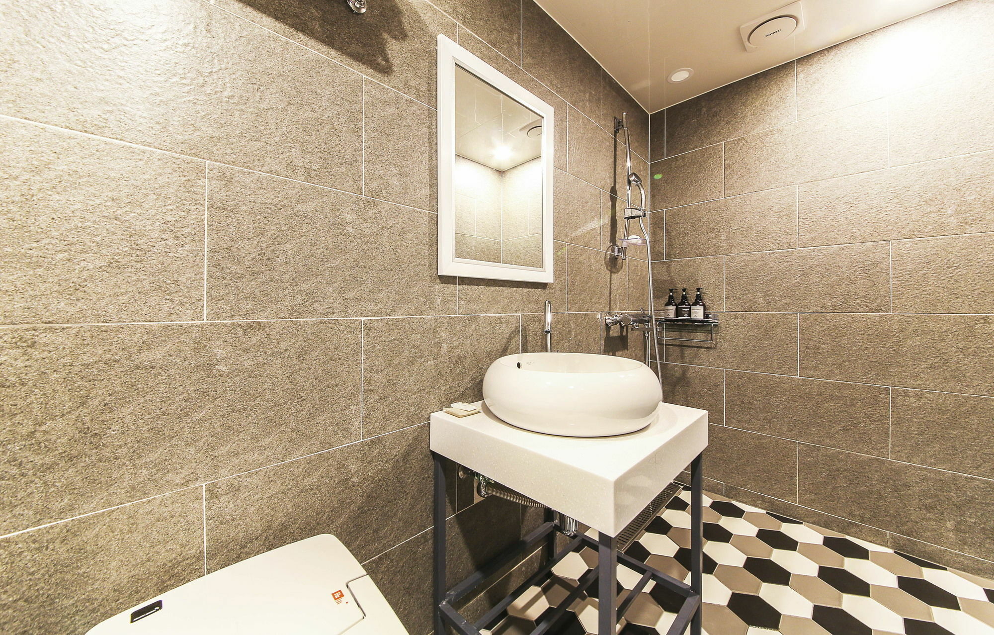 Hotel Gray