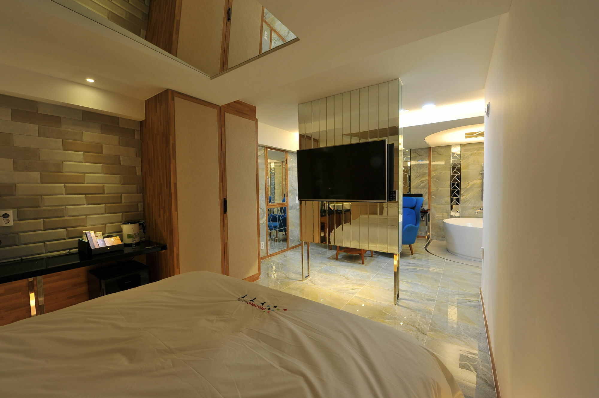 Ytt Hotel Nampo 3*
