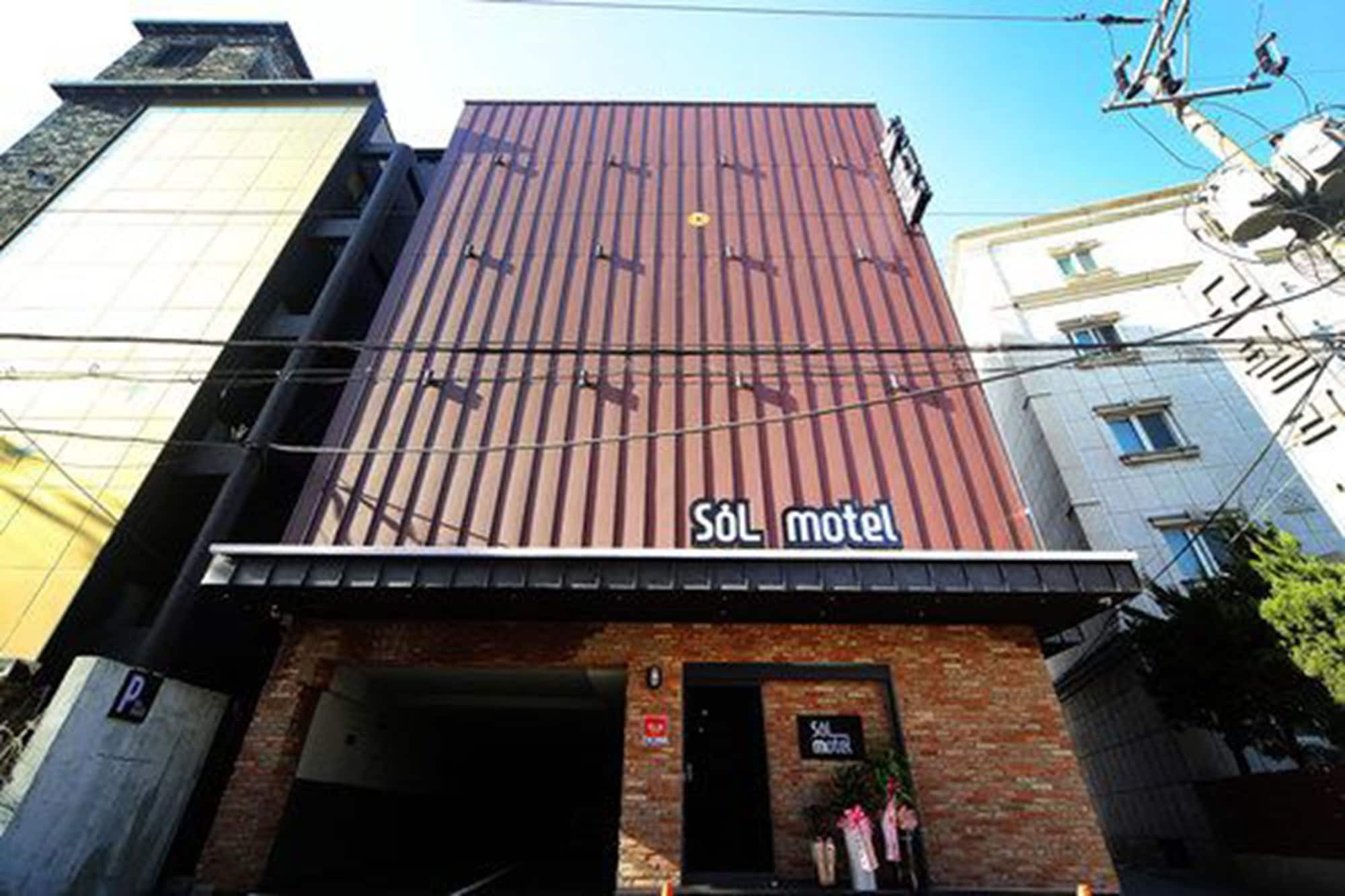 Sol Hotel 2*