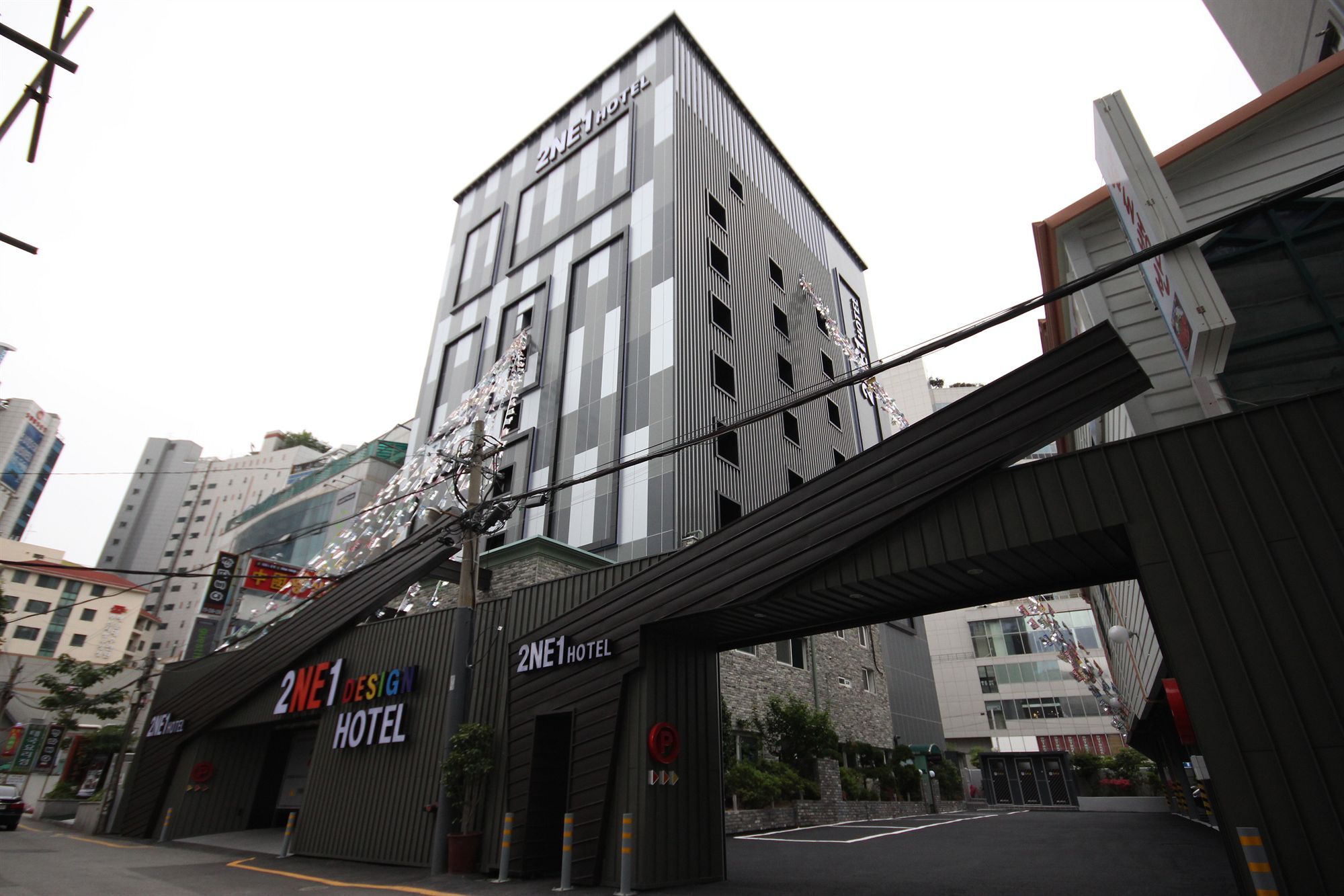 2ne1 2* Busan