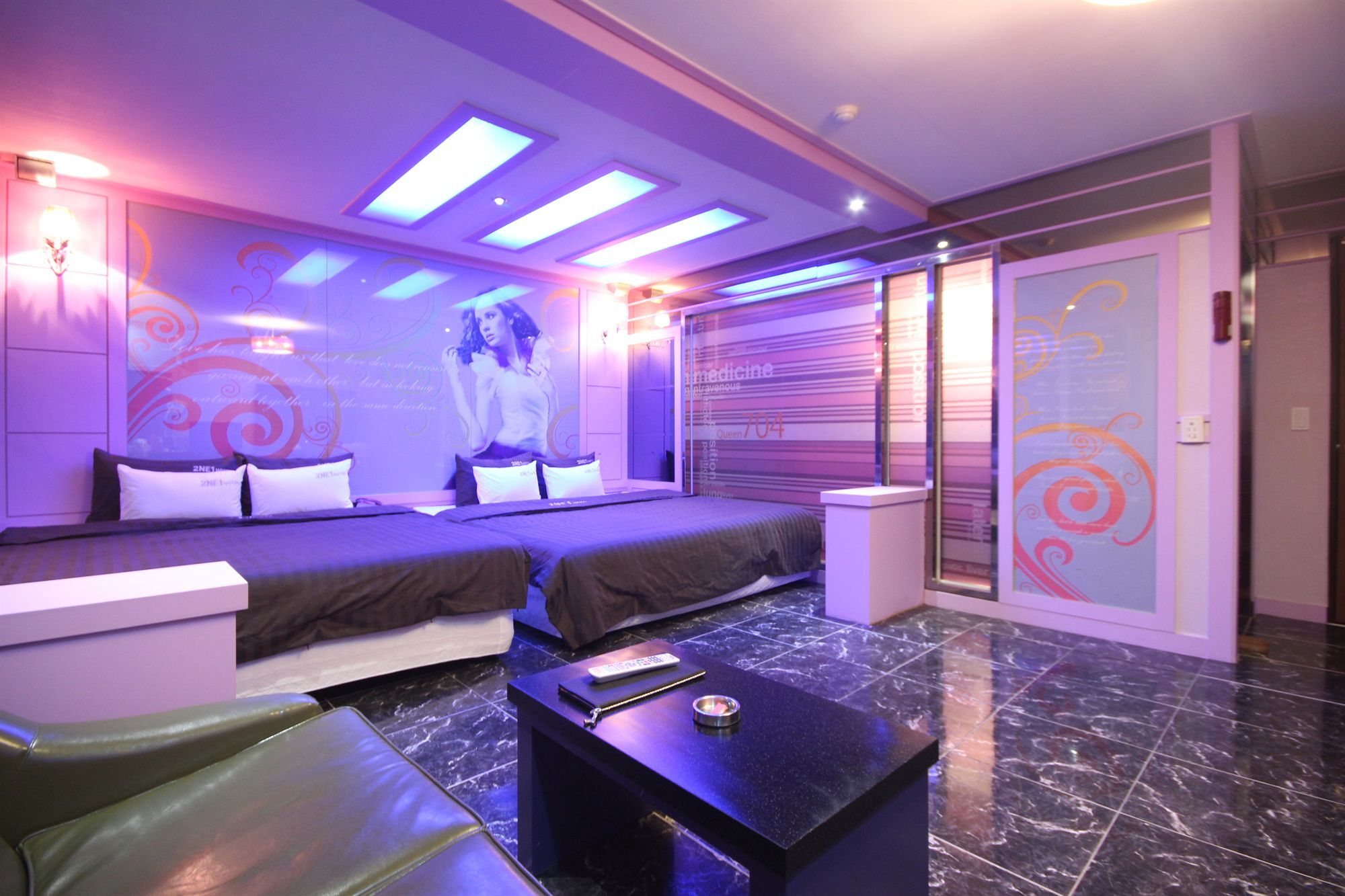 Hotel 2ne1 2*