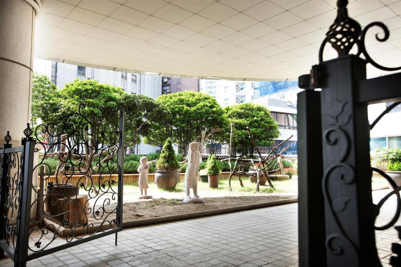 Hotel Haeundae Grand Busan