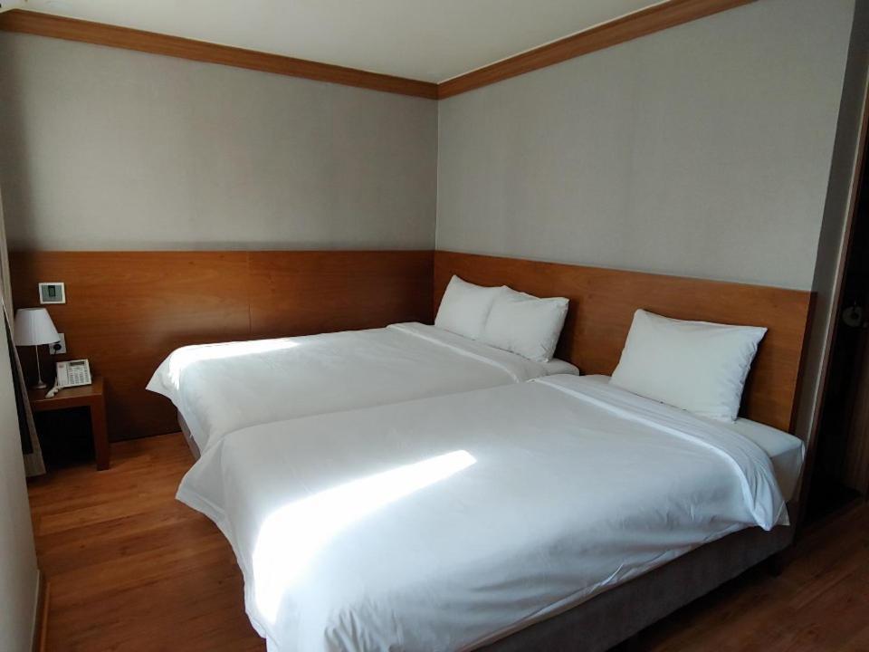 Hotel Dawn