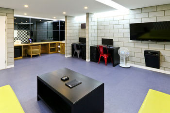 Hotel Home 3*