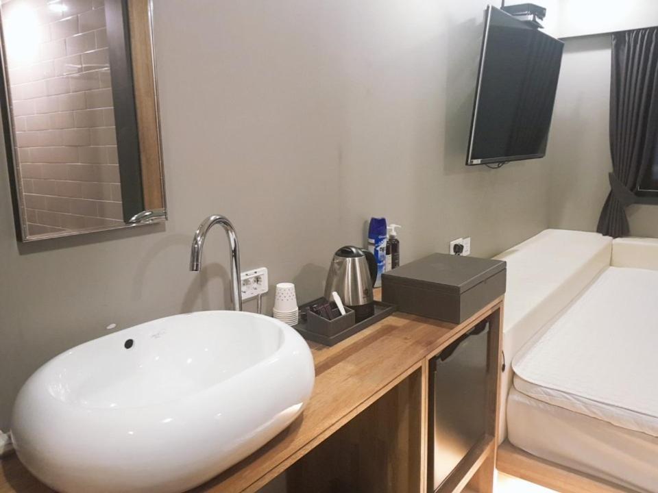 Hotel Gray 2*