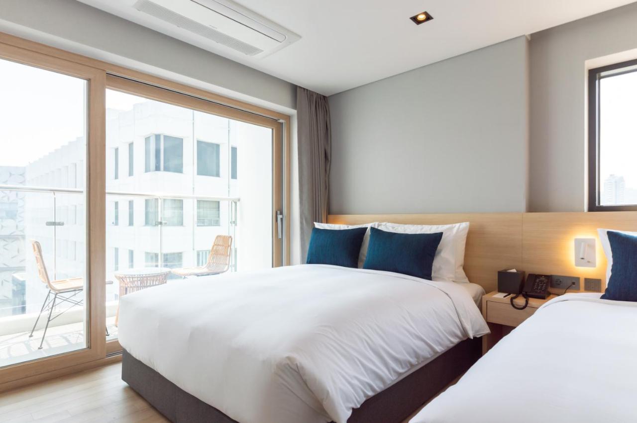 Connect & Busan