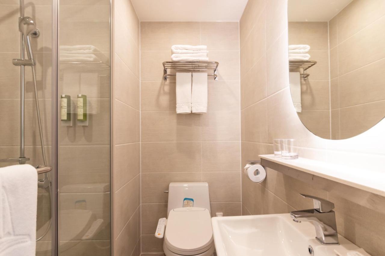 Connect & Hotel *