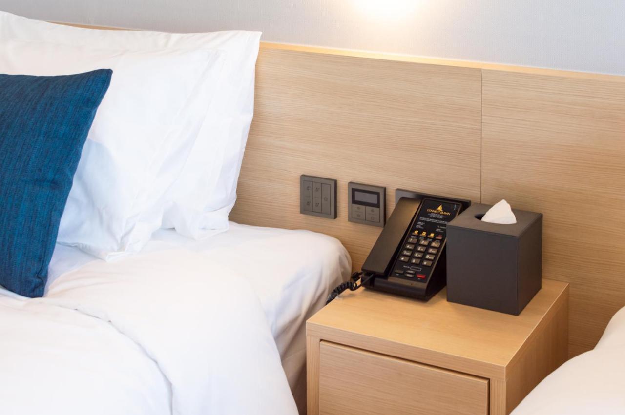 Connect & Hotel